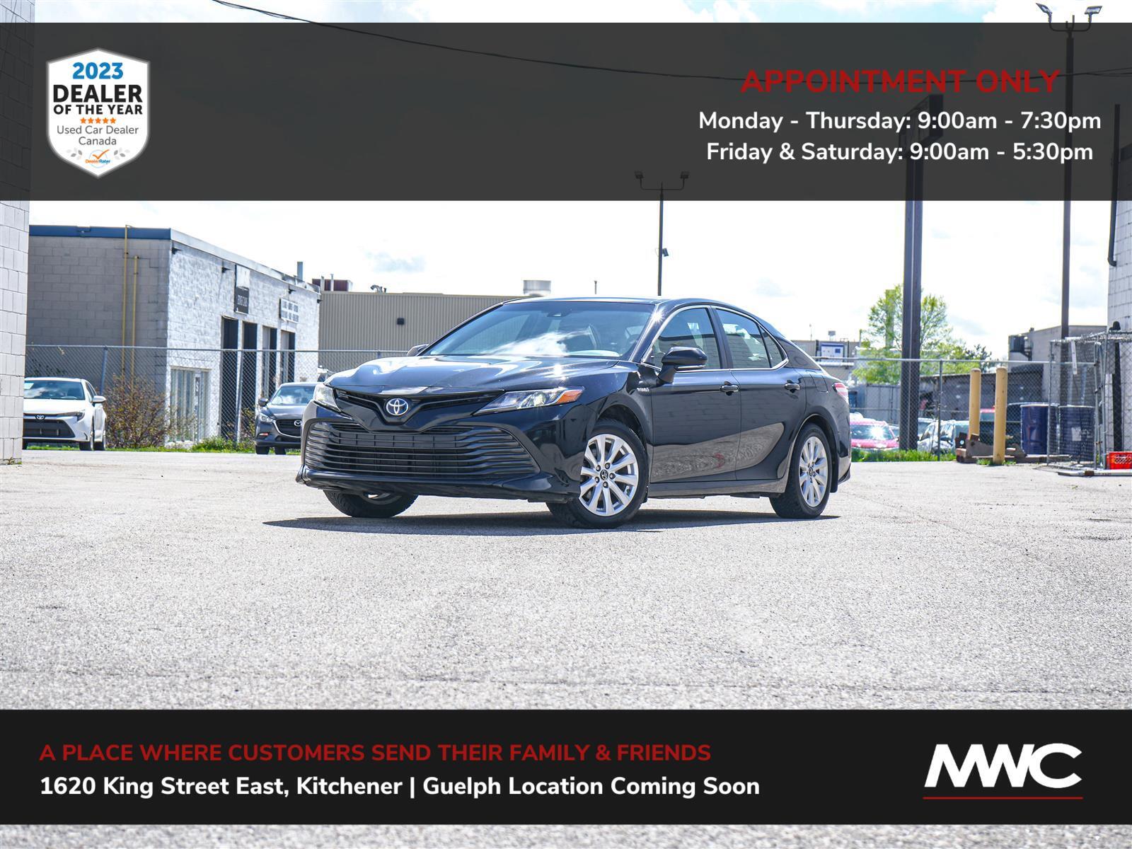 2018 Toyota Camry HYBRID LE | 17 IN GUELPH, BY APPT. ONLY