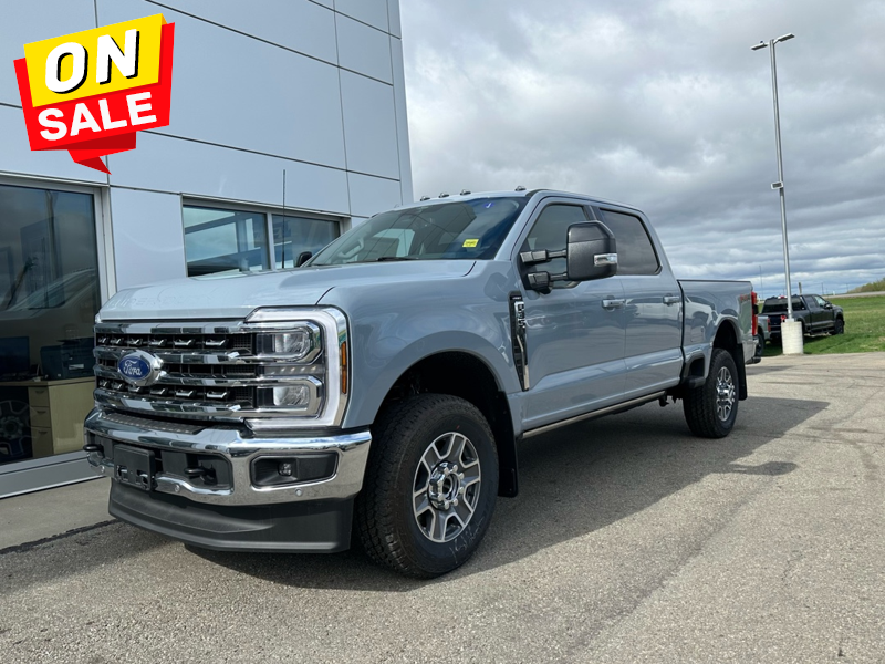 2024 Ford F-350 SUPER DUTY Lariat  - Sunroof - Leather Seats