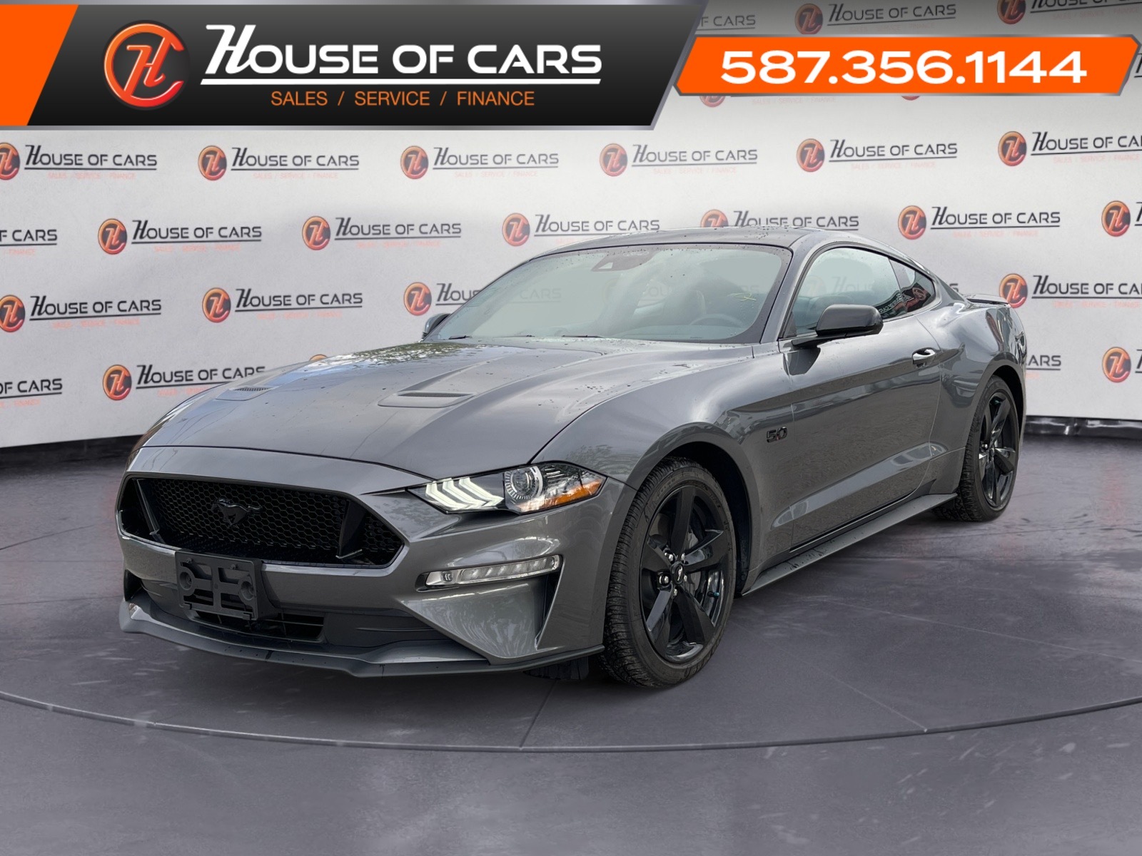 2022 Ford Mustang GT V8 5.0L LOW KM w/ Back Up Cam / Heated Seats