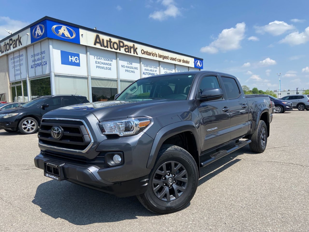 2023 Toyota Tacoma SR5 | 4WD | Dual Climate | Lane Assist | Tow Hitch