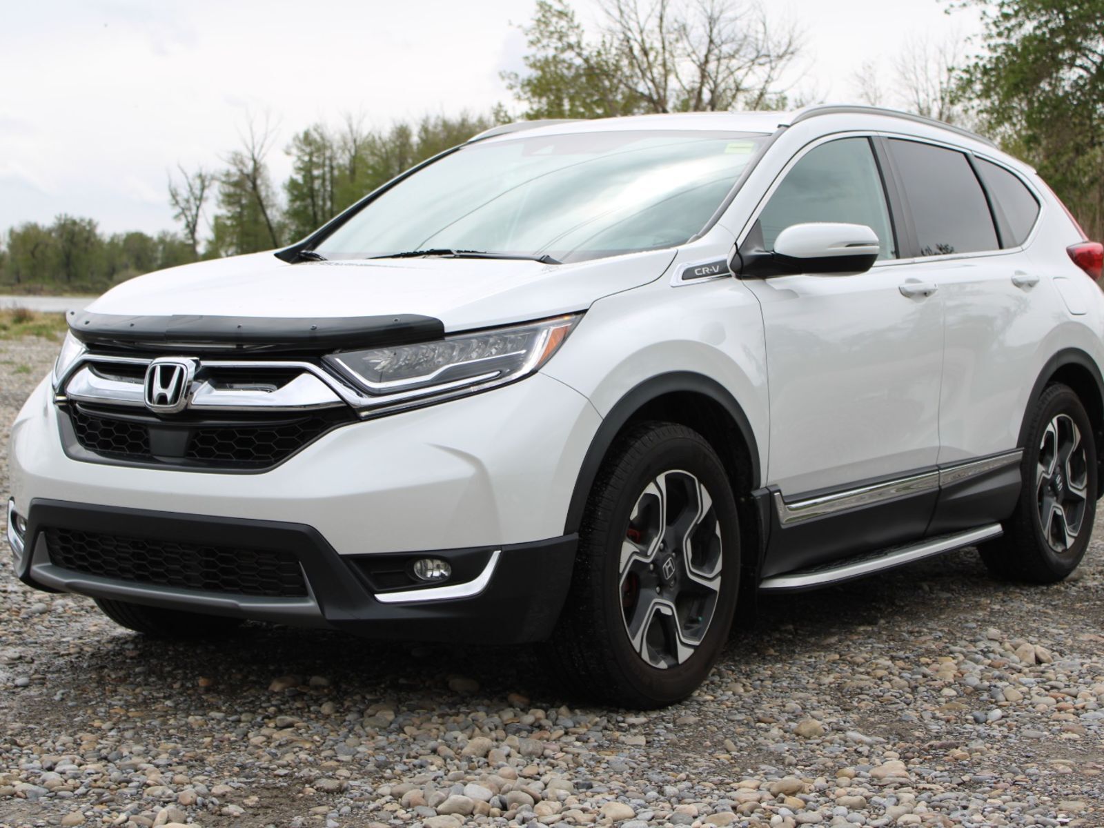 2019 Honda CR-V TOURING MODEL - NEW FRONT BRAKES, WIPERS AND SERVI