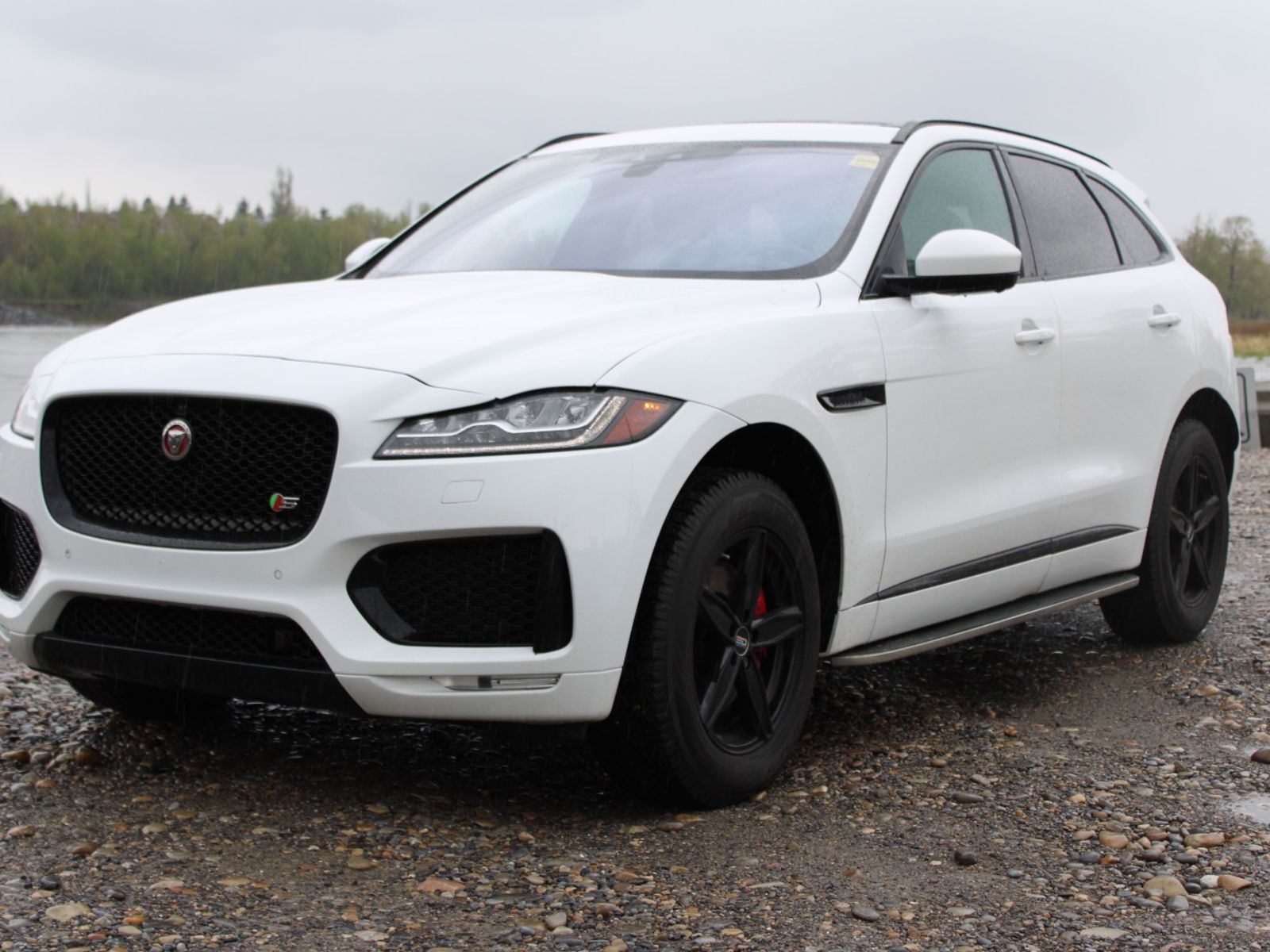 2019 Jaguar F-Pace S AWD - CLEAN CARFAX - ONE OWNER -
