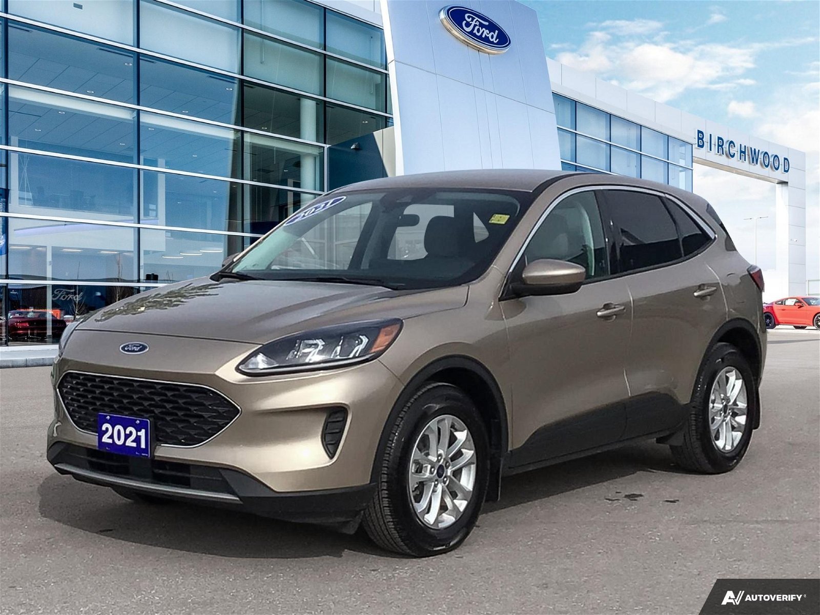 2021 Ford Escape SE Hybrid Yes Only 9,000 KMs ! | Accident Free | C
