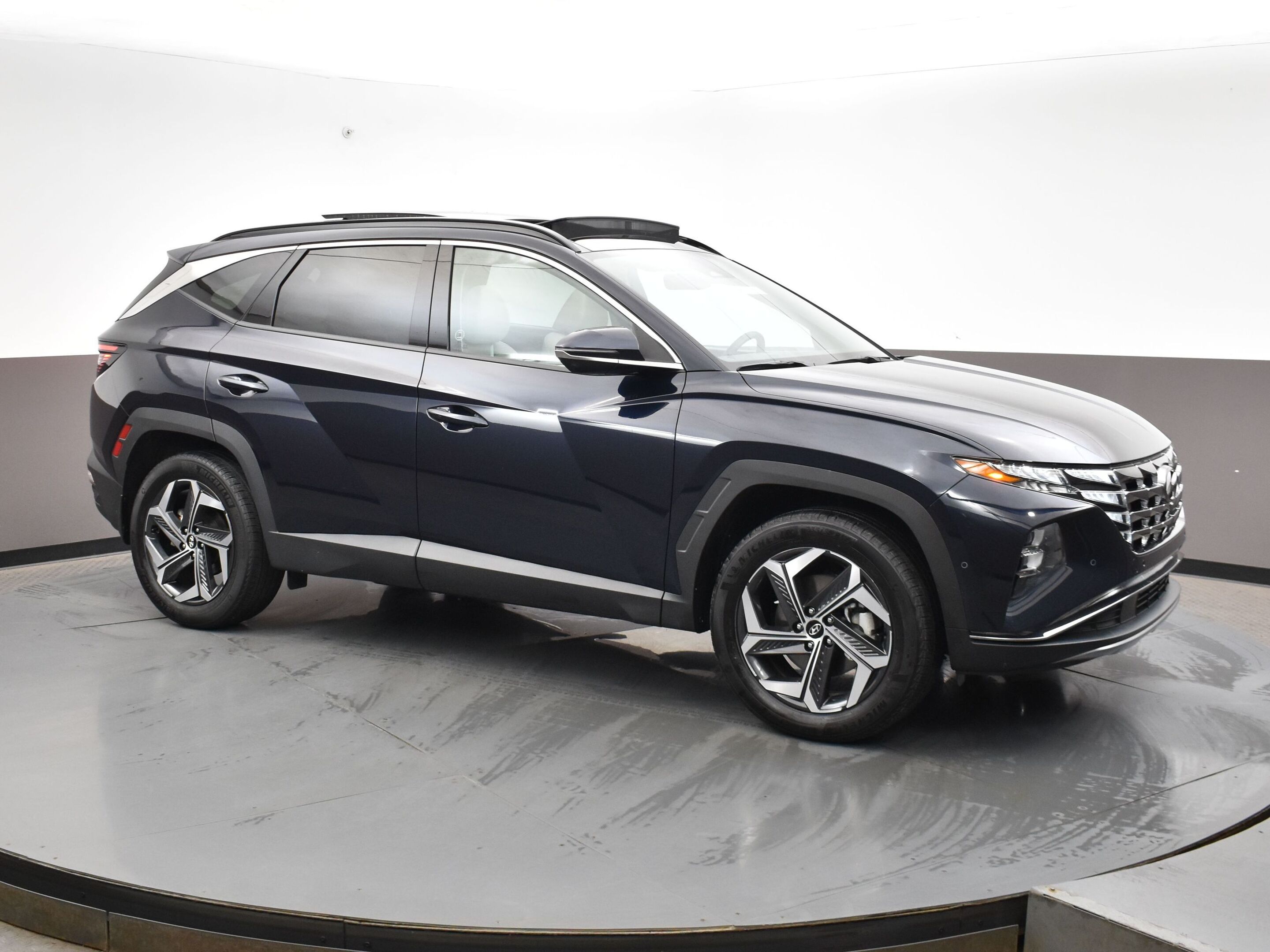 2023 Hyundai Tucson Hybrid Ultimate HEV & Fully Certified AWD, Lteather, Navi