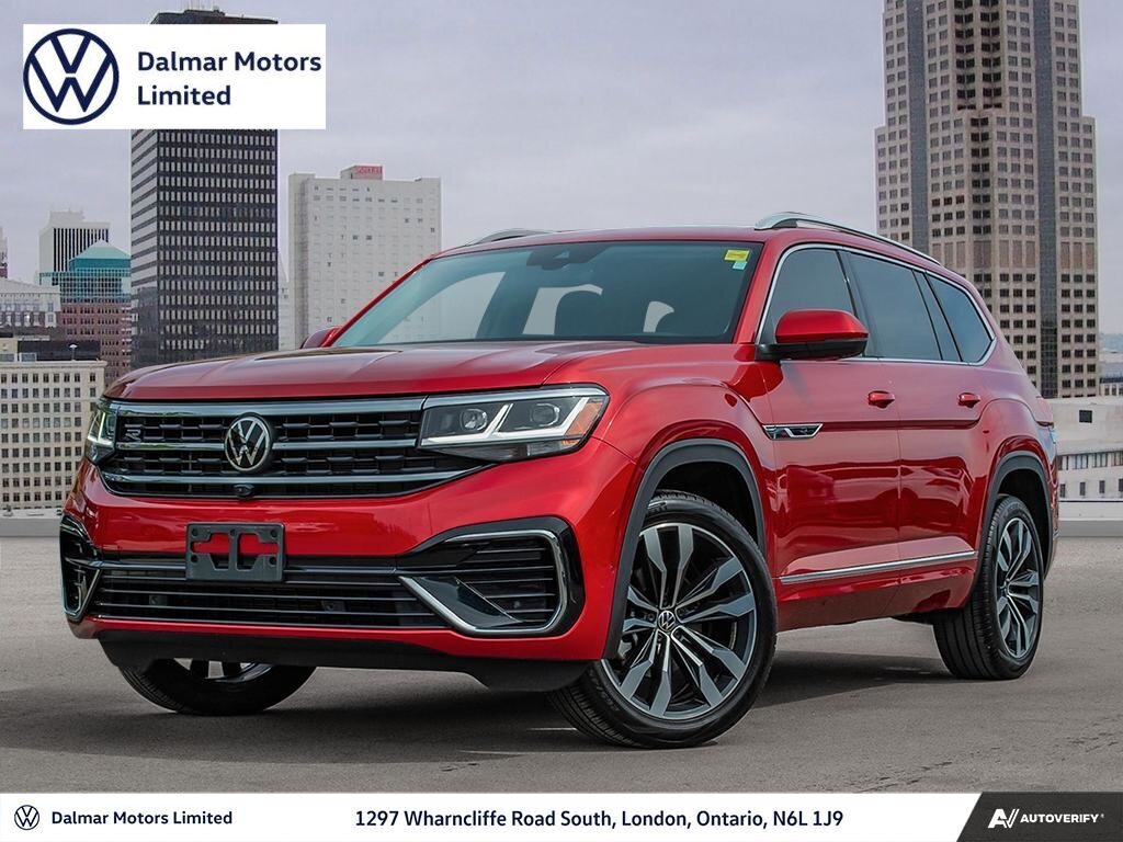 2022 Volkswagen Atlas Execline R-LINE / SOLD AND SERVICED AT DALMAR / 