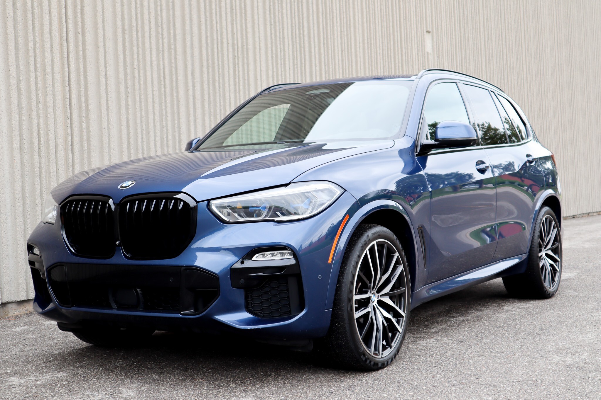 2019 BMW X5 M-Sport | 2WhlSets | Loaded | CleanCarfax!
