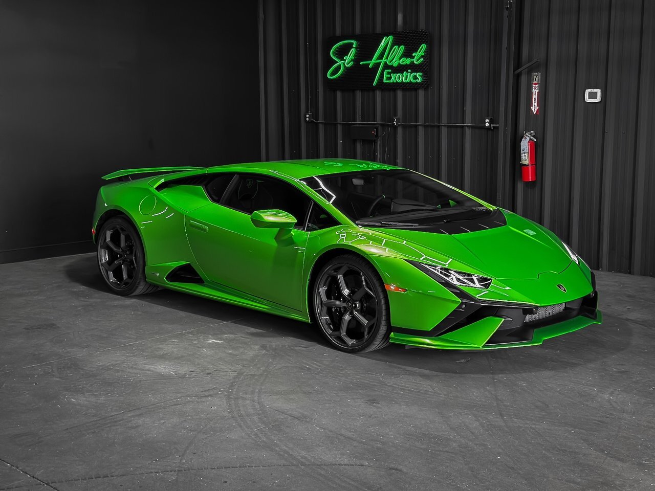 2023 Lamborghini Huracan Tecnica Green Beast / 