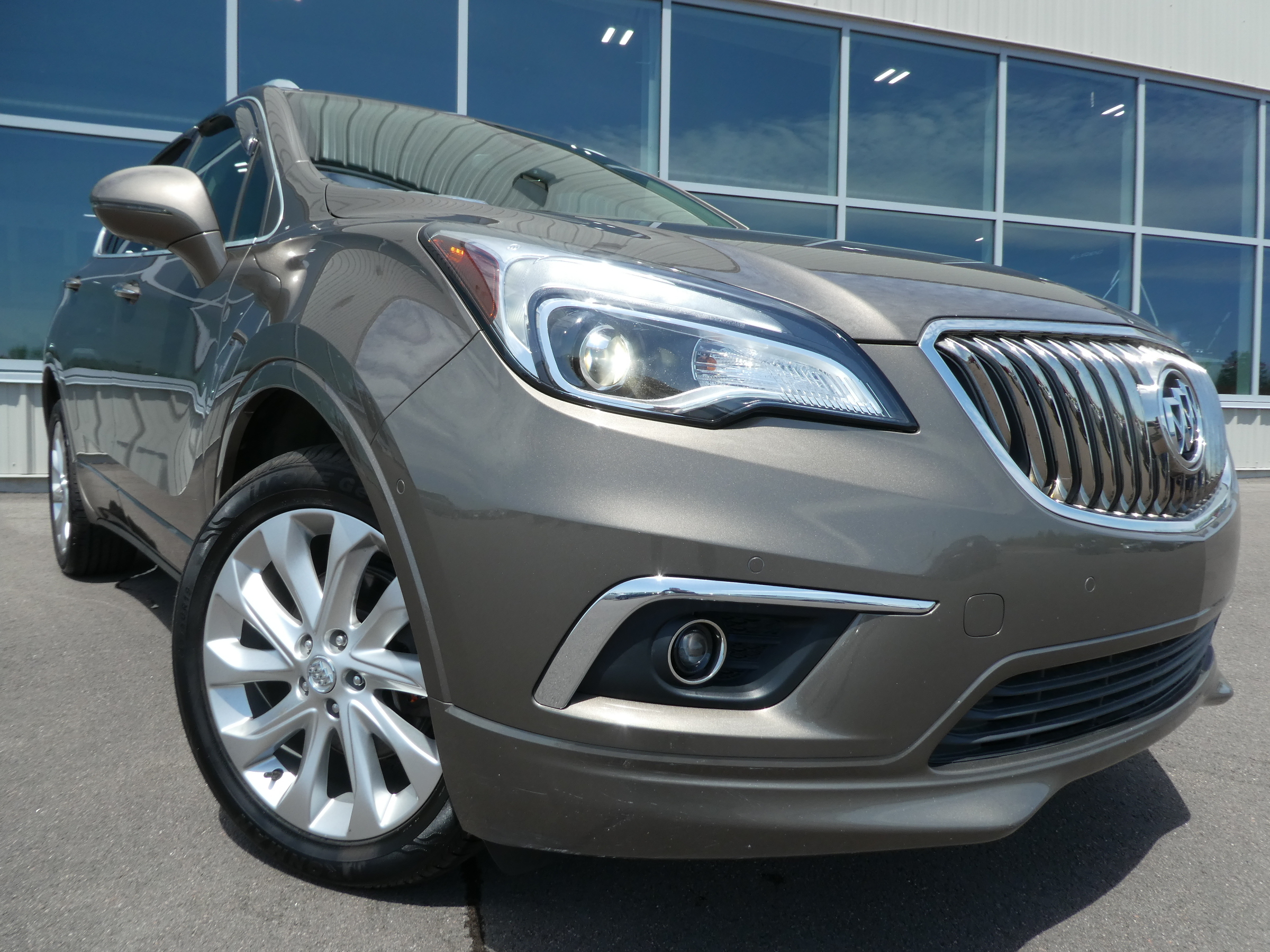 2016 Buick Envision AWD, Heads Up Display, Sunroof, Nav, Low KM's