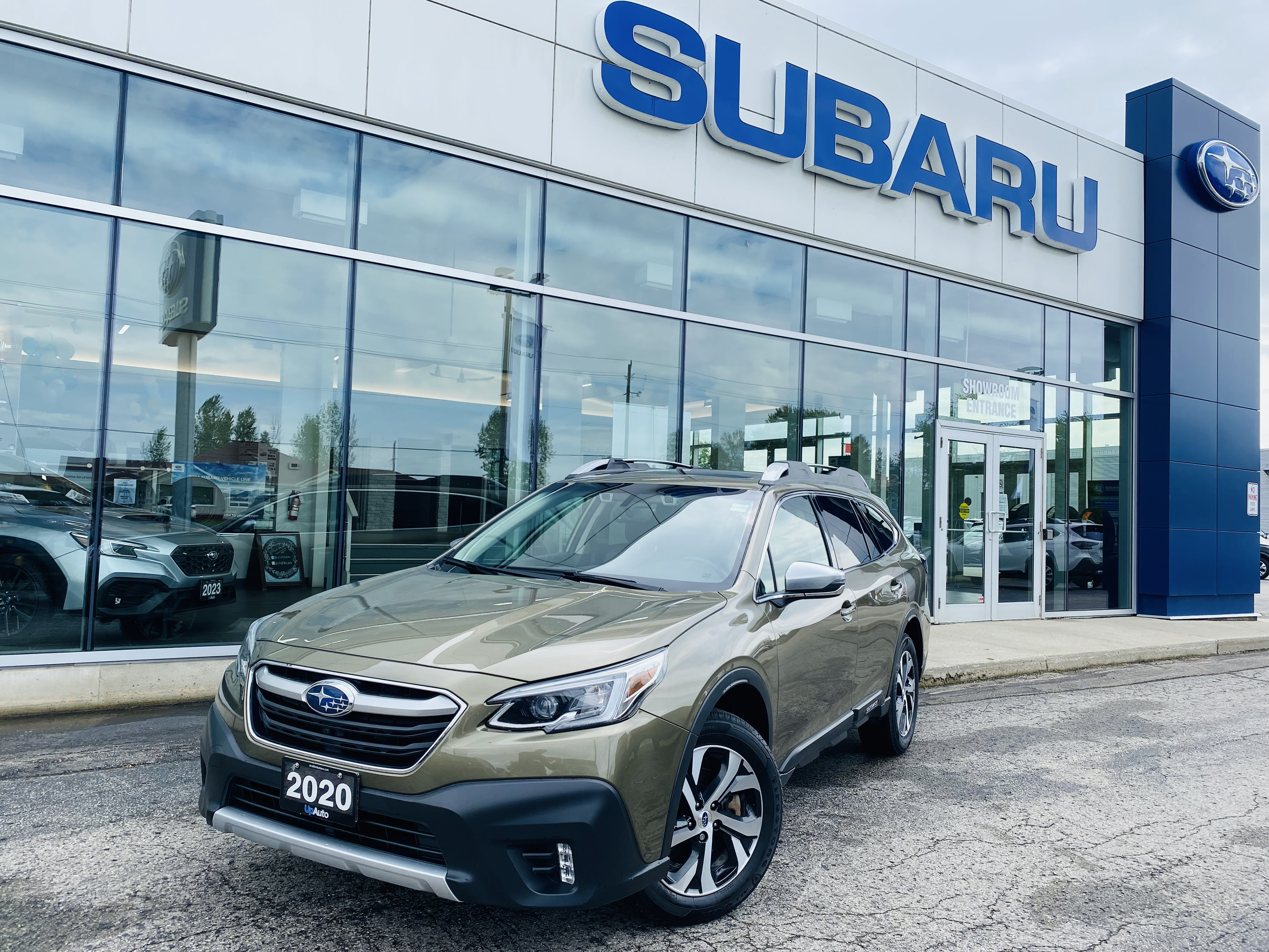 2020 Subaru Outback Premier XT Heated Seats | CarPlay | NAVI 