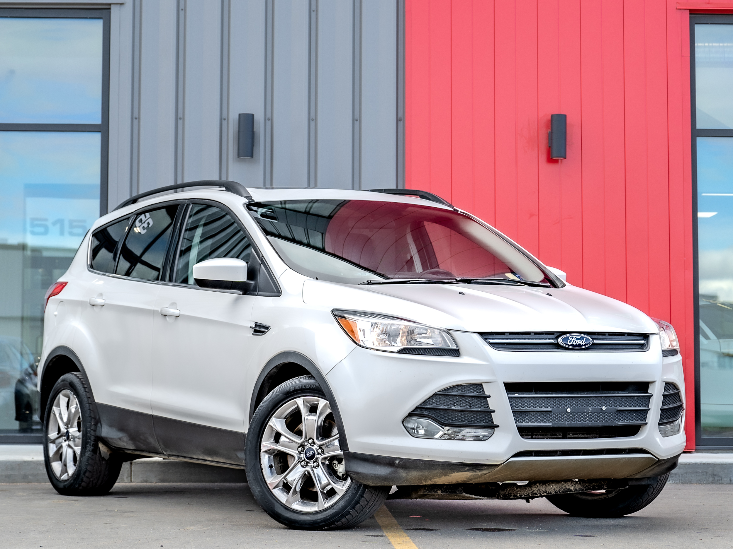 2015 Ford Escape SE - 4WD | 2.0L | SUNROOF | NO ACCIDENTS
