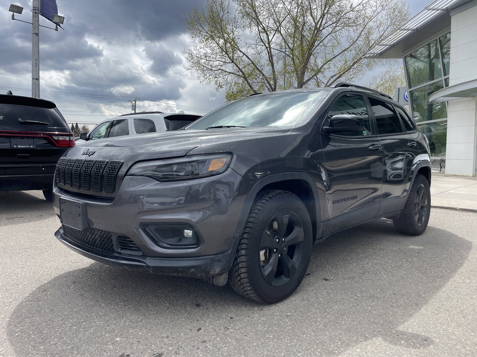 2022 Jeep Cherokee Altitude | Clean Carfax | One Owner!