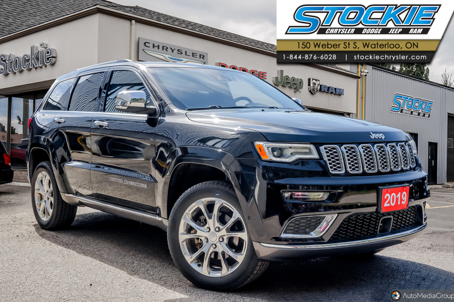 2019 Jeep Grand Cherokee Summit  SUMMIT- Leather Pano Roof Air Suspension