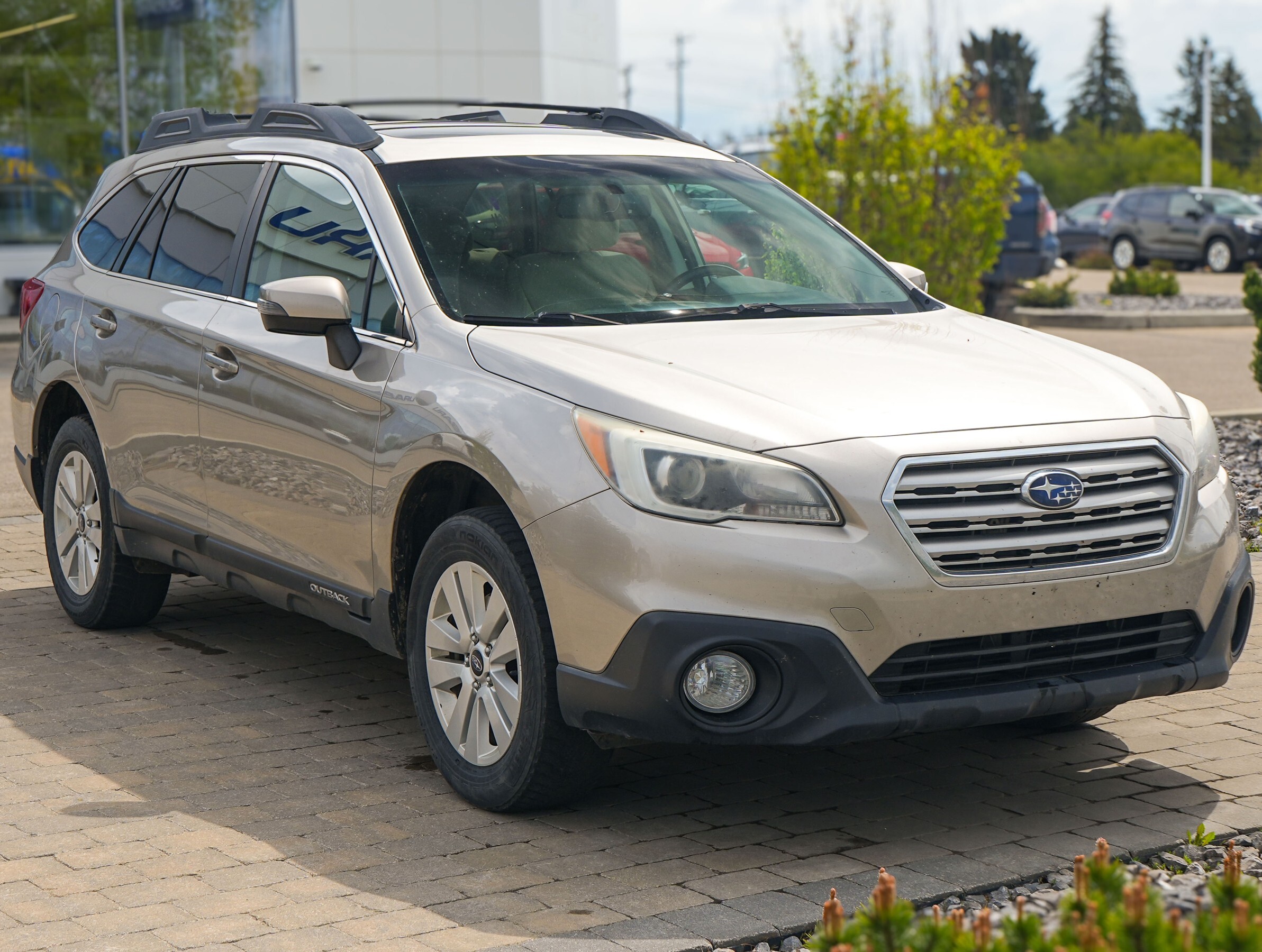 2015 Subaru Outback 2.5i Touring Package, AWD, CVT, Sunroof, Alloys