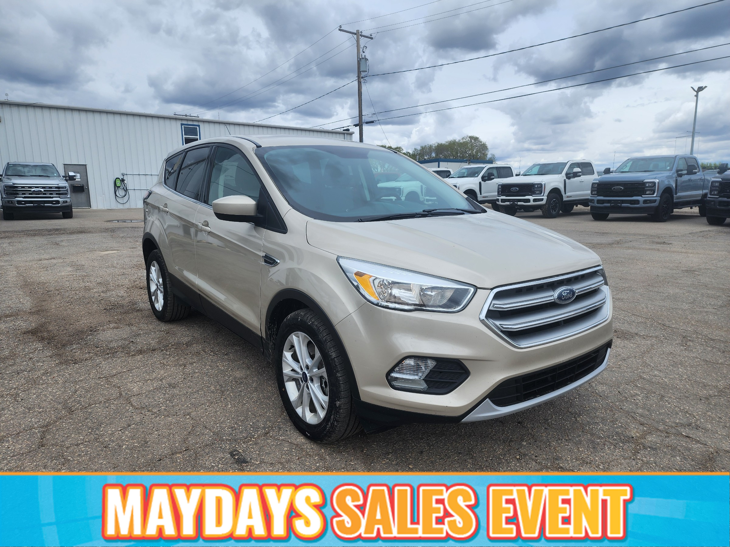 2017 Ford Escape SE HEATED SEATS | KEYLES ENTRY | BLUETOOTH