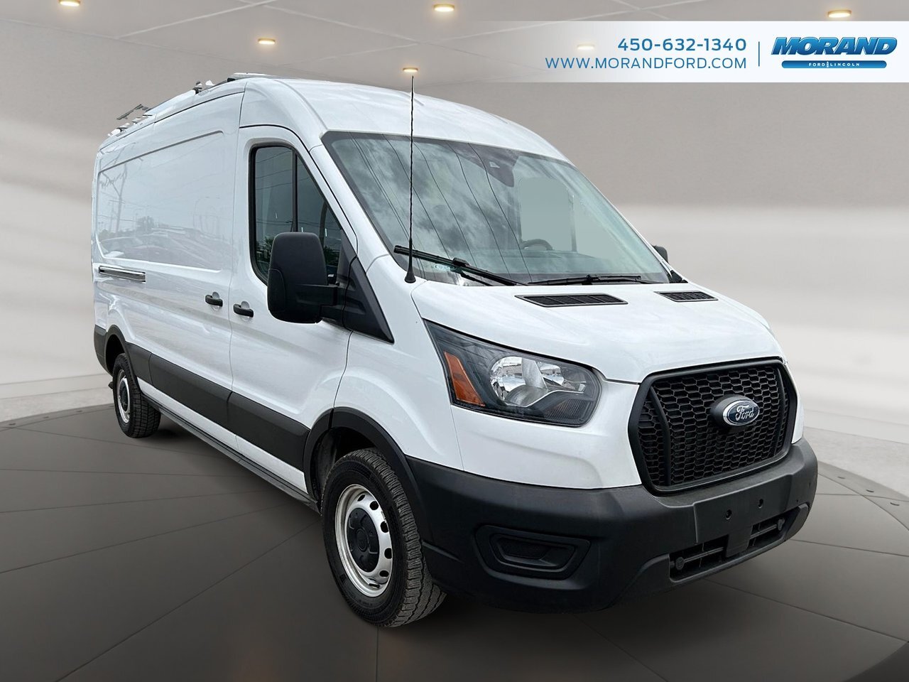 2022 Ford Transit Cargo Van Propane et tablettes 