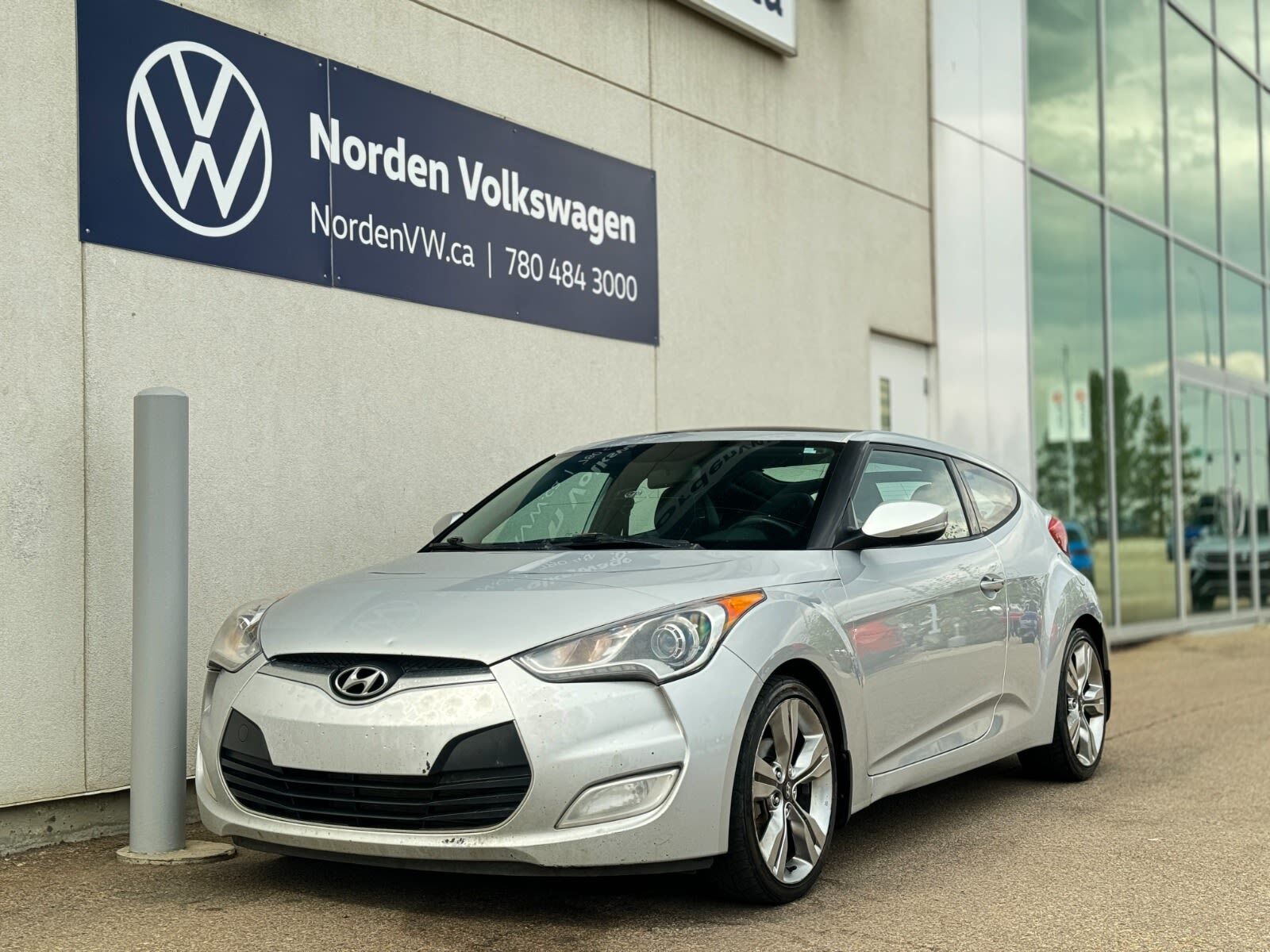 2014 Hyundai Veloster TECH PKG | AUTOMATIC | LEATHER | SUNROOF | LOADED