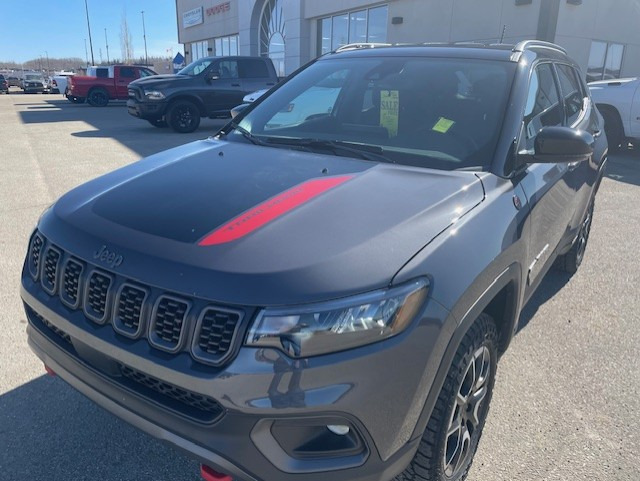 2024 Jeep Compass SAVE $5000,FREE DELIVERY IN ALBERTA!!