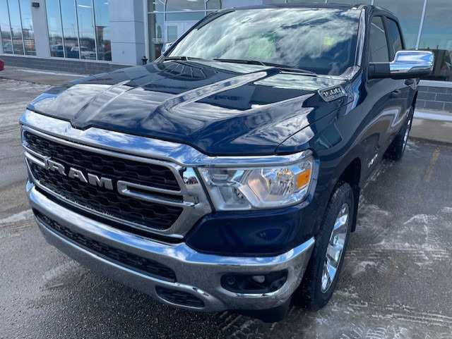 2024 Ram 1500 SAVE $10,000 ,FREE DELIVERY IN ALBERTA!!