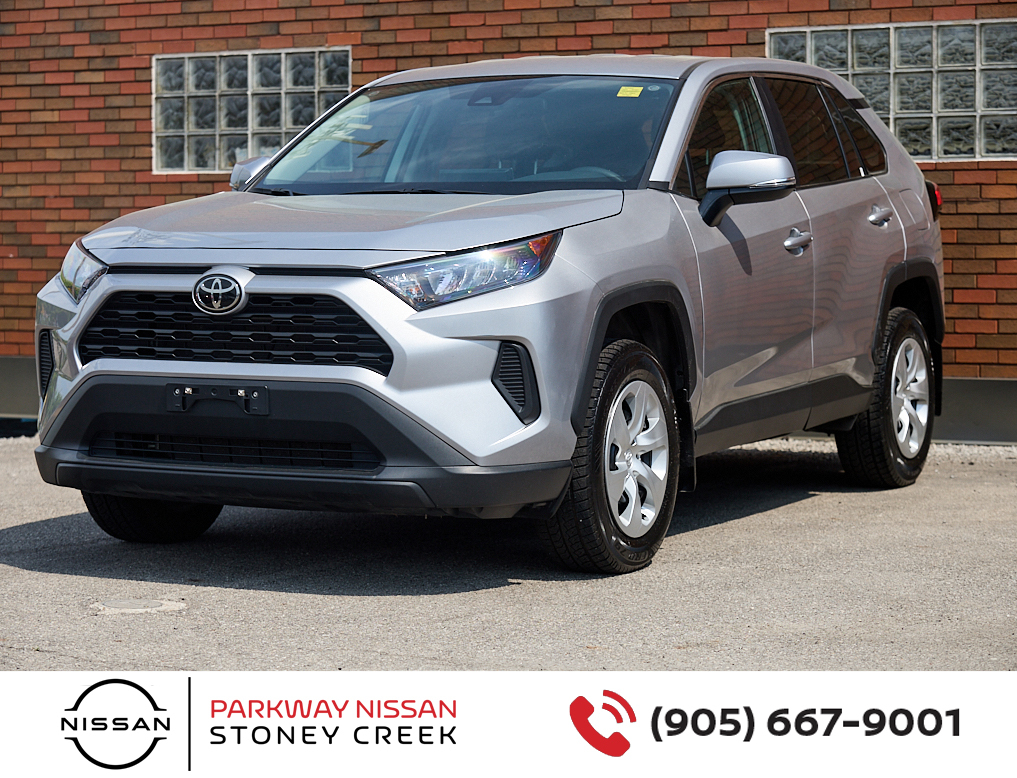 2023 Toyota RAV4 LE AWD / NO ACCIDENTS / LOW KM 