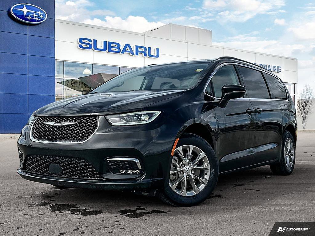 2022 Chrysler Pacifica Touring L | Backup Camera | Leather