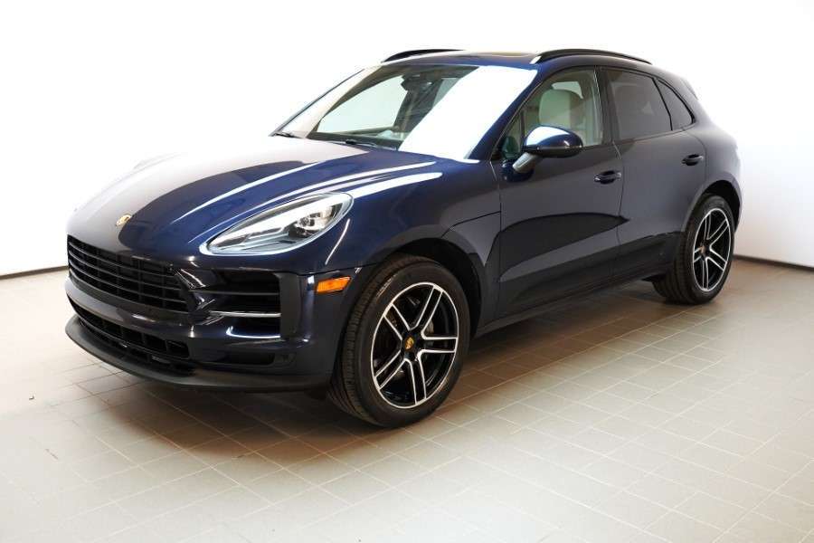 2019 Porsche Macan S  PREMIUM PACKAGE PLUS NEVER ACCIDENTED VERY CLEA