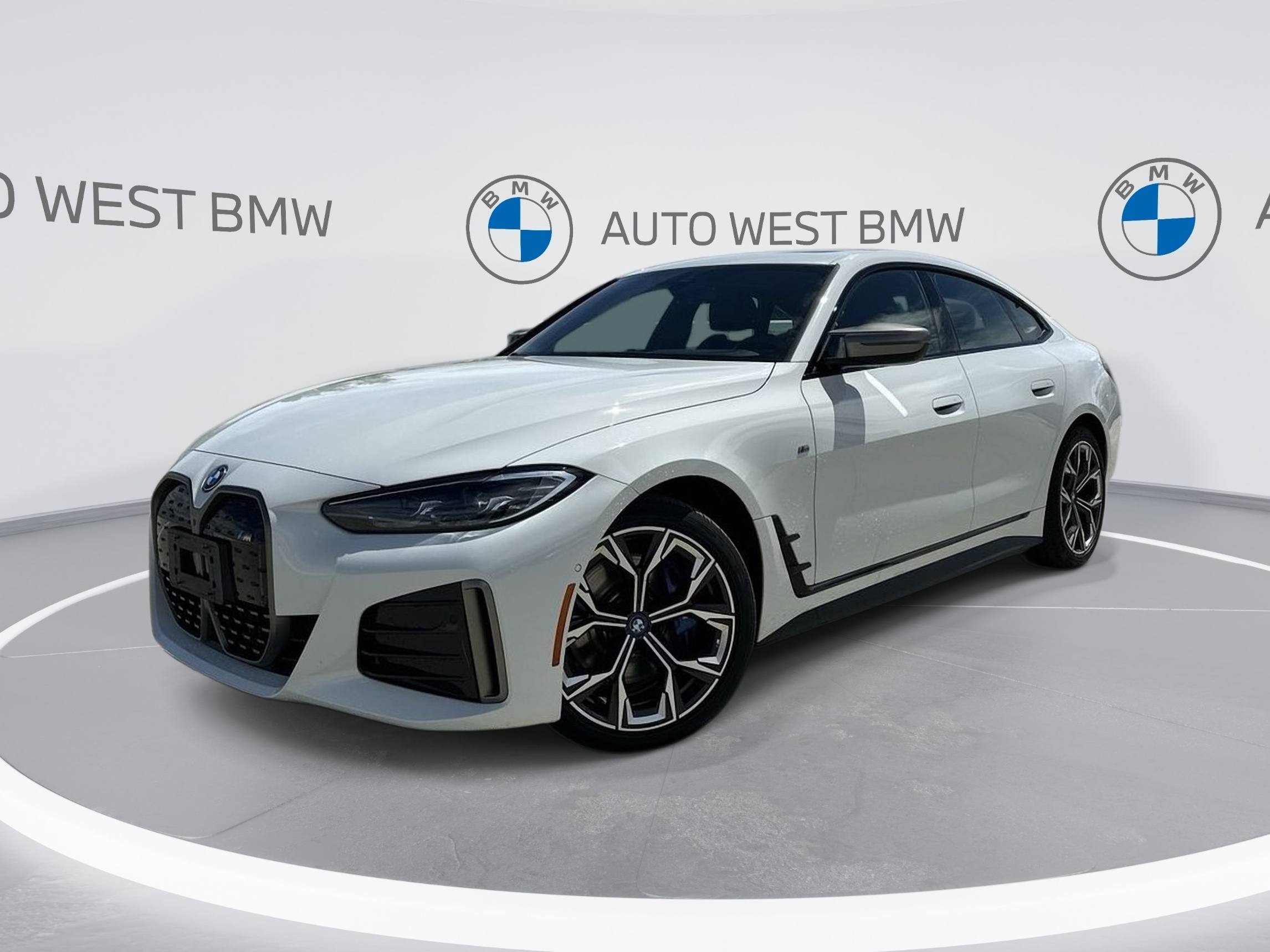 2022 BMW i4 M50 electric | No PST | Clean | Enhanced pkg