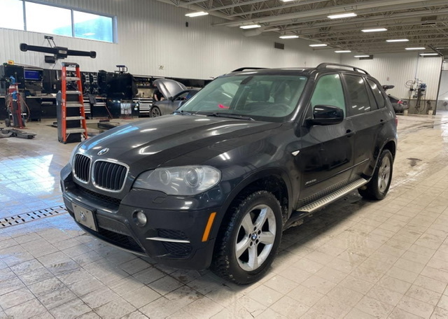 2012 BMW X5 DIESEL PANORAMIC ROOF CERTIFIED