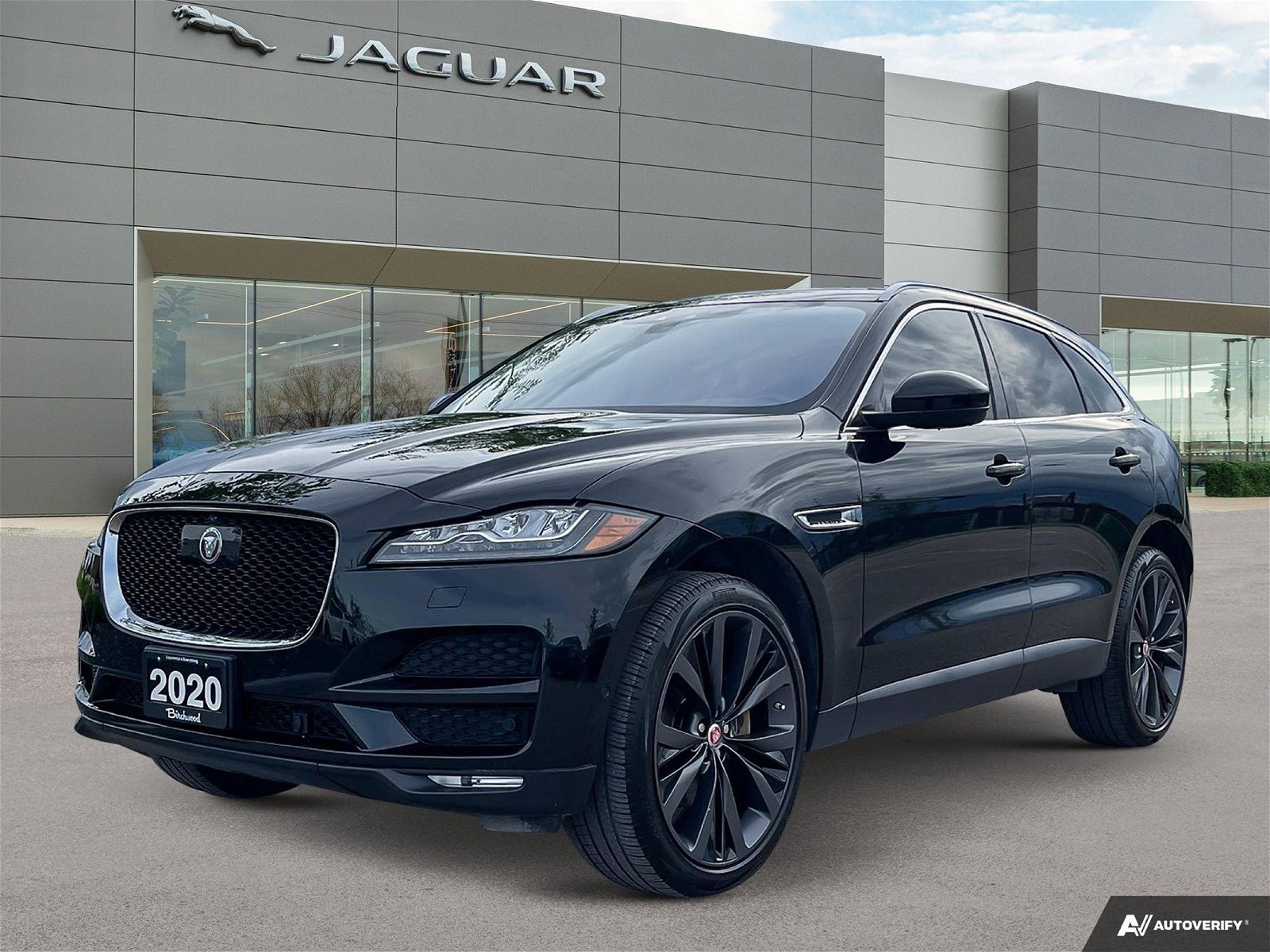 2020 Jaguar F-Pace Portfolio | Local Trade | New Winter Tires
