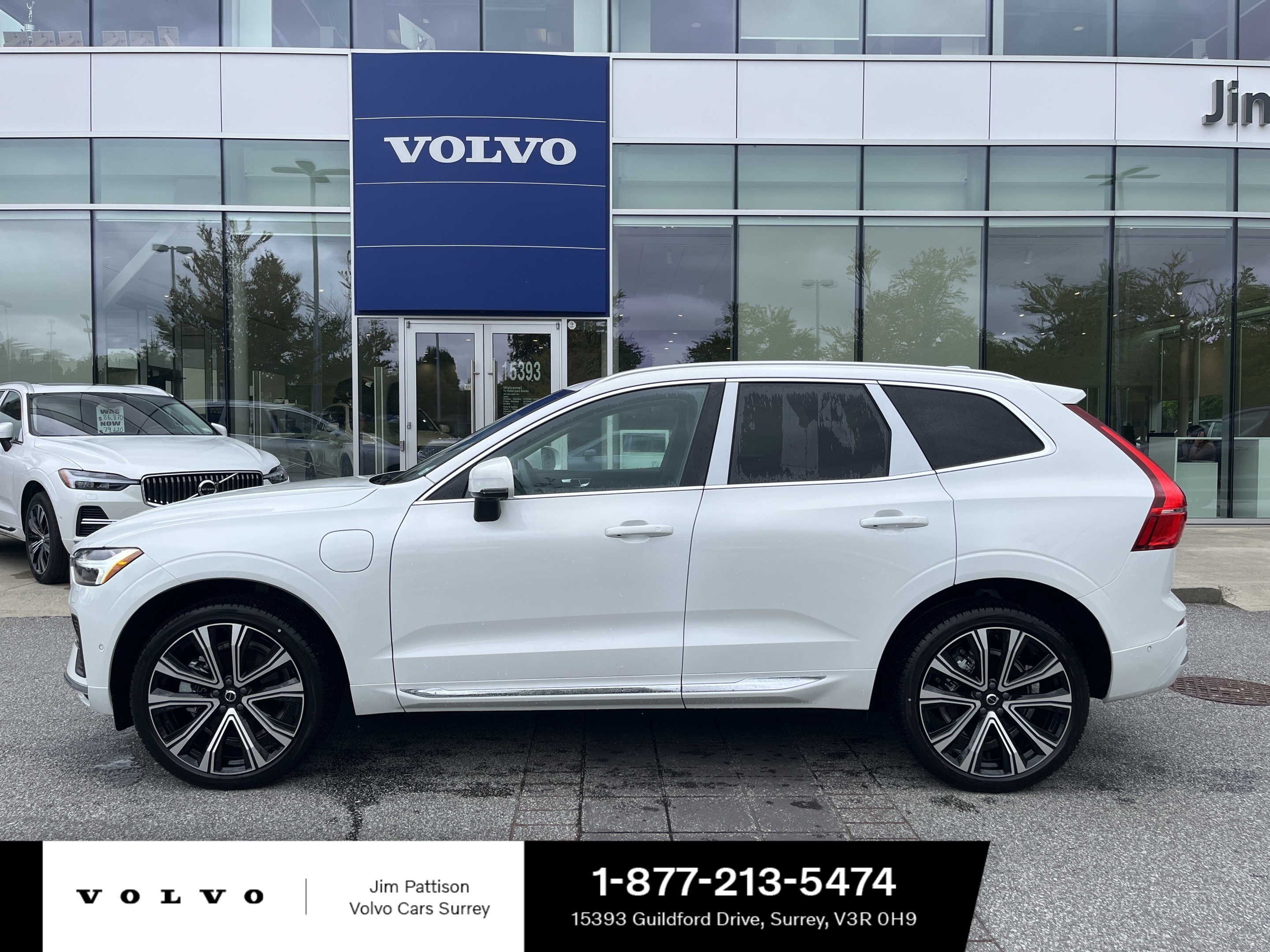 2023 Volvo XC60 Recharge T8 eAWD PHEV Ultimate Bright Theme