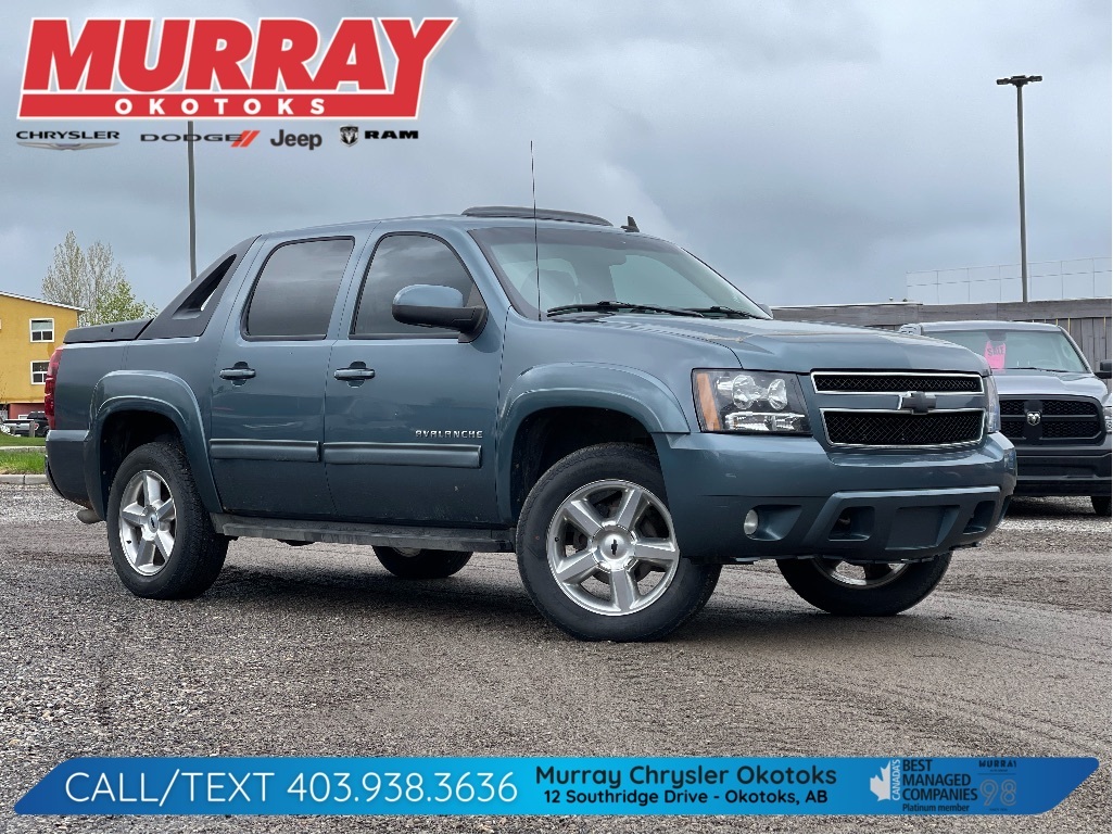 2010 Chevrolet Avalanche 6.2 L V8 | Leather | Sunroof | 4x4