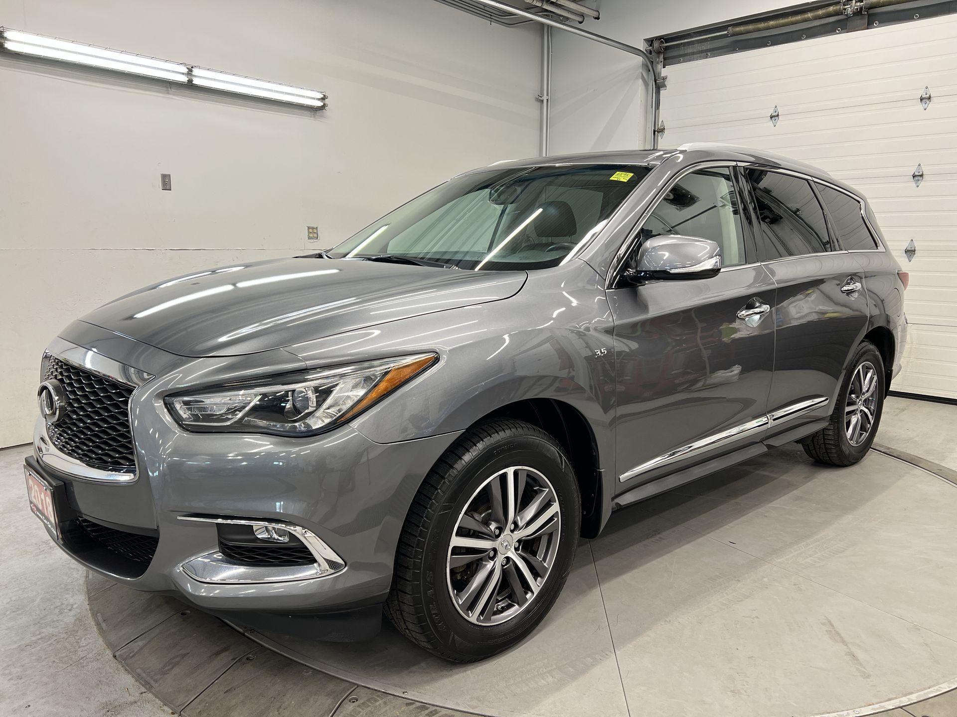 2018 Infiniti QX60 AWD | 7 PASS | SUNROOF | LEATHER | PUSH START