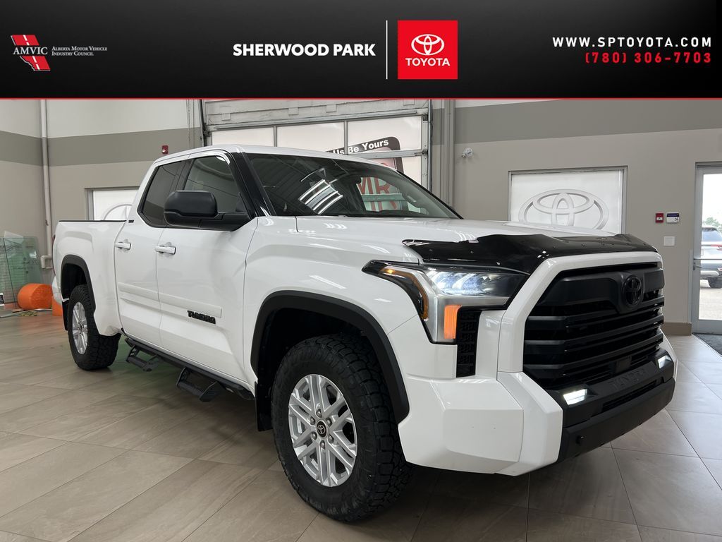 2023 Toyota Tundra 4X4 V6 Twin Turbo SR5 *****Month End Special*****