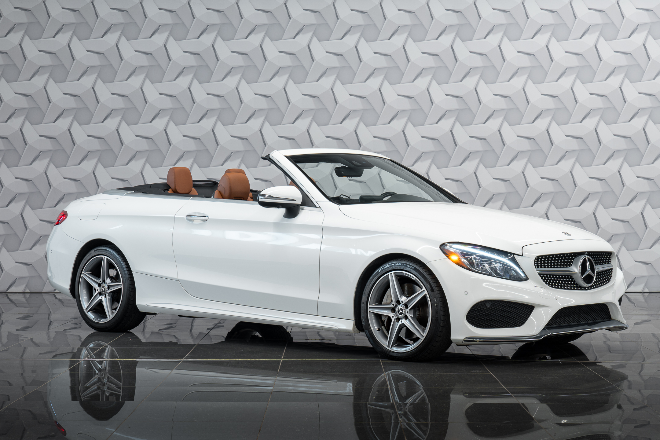2018 Mercedes-Benz C-Class C 300 4MATIC Cabriolet | AMG Package