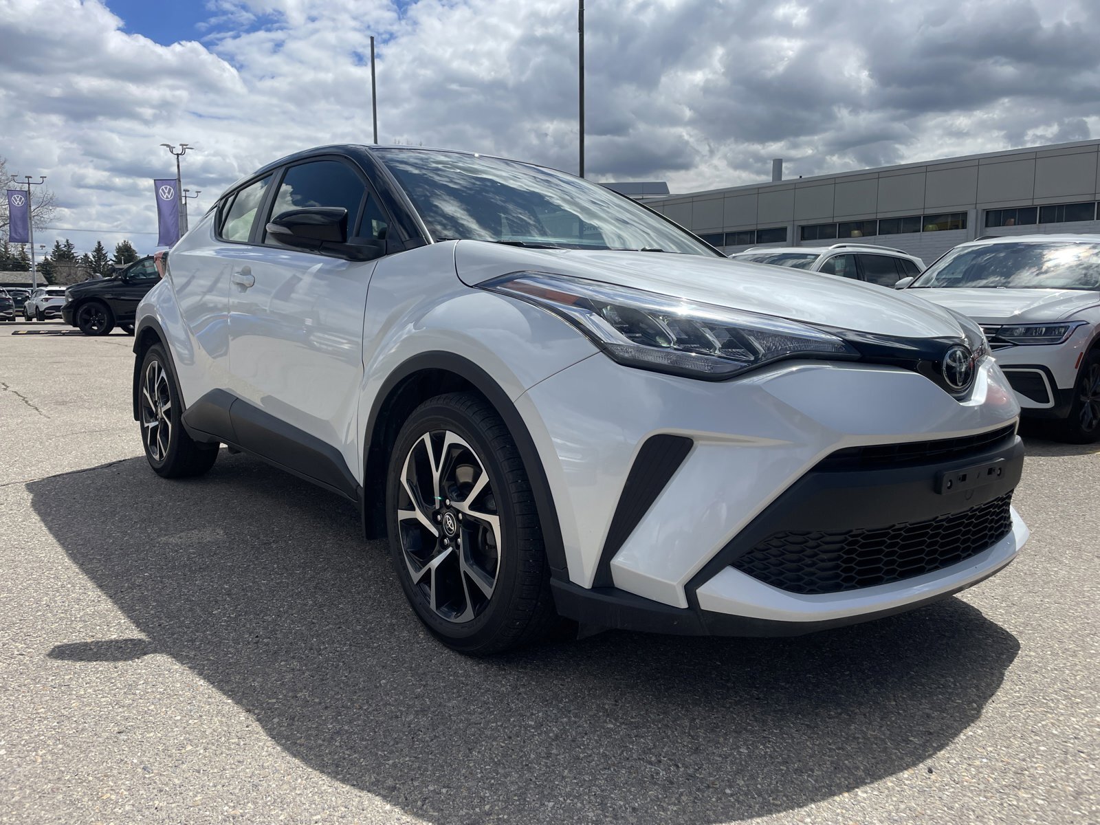 2022 Toyota C-HR LE | Clean Carfax!