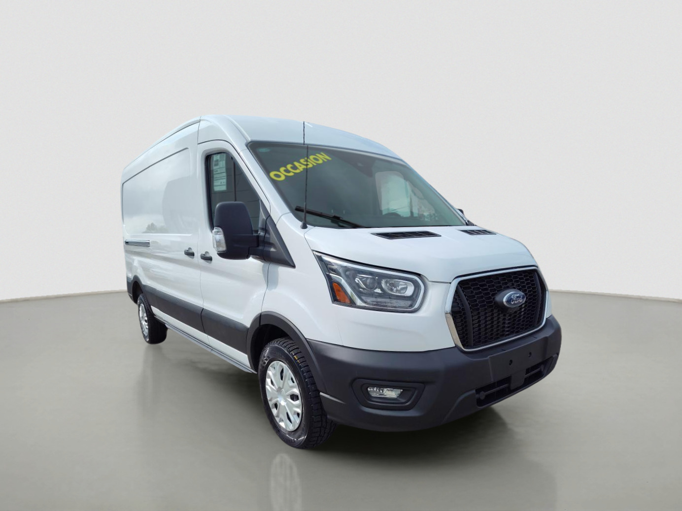 2023 Ford Transit Cargo Van T-250 PA toit moyen 148 po PNBV de 9 070 lb comme