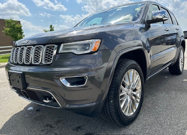 2018 Jeep Grand Cherokee Overland - ONE OWNER