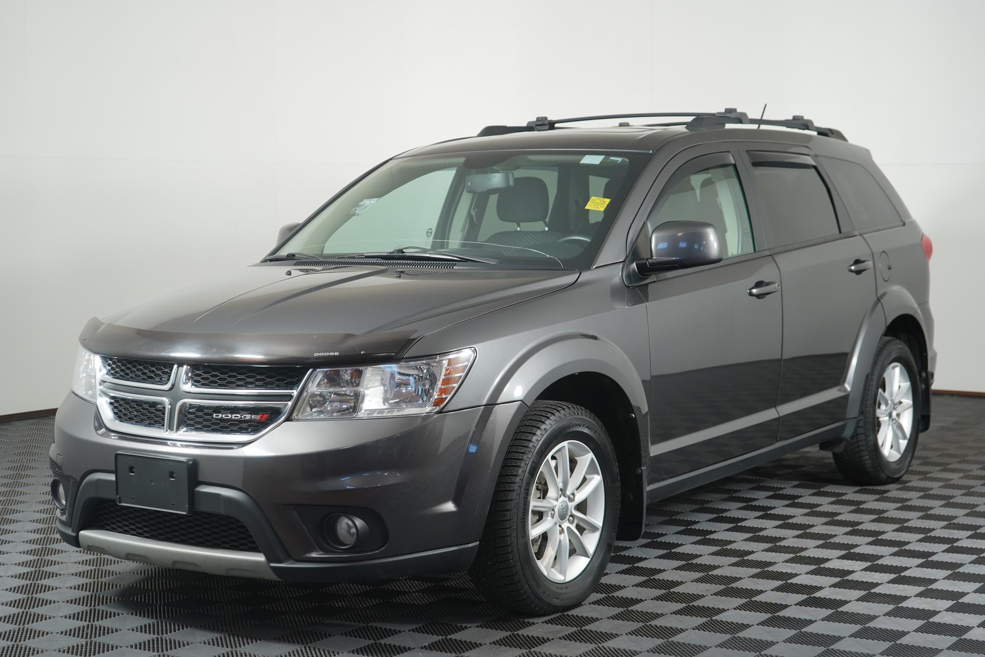 2015 Dodge Journey SXT  YOUR JOURNEY AWAITS IN THIS CROSSOVER THAT IS