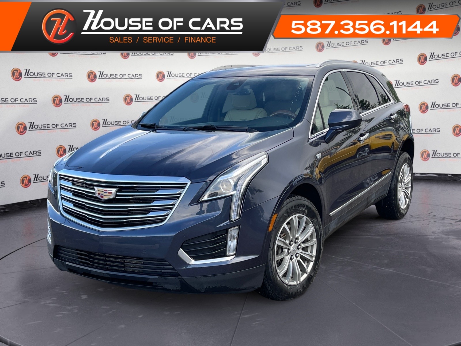2019 Cadillac XT5 Luxury 3.6L w/ Panoramic Sunroof / Back Up Cam