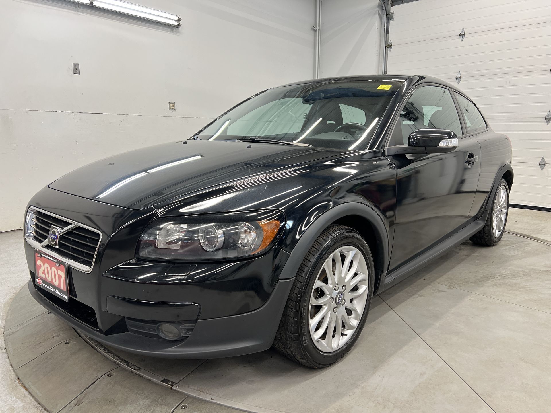 2007 Volvo C30 2.4i | HTD SEATS | CERTIFIED | ONLY 112,000 KMS!