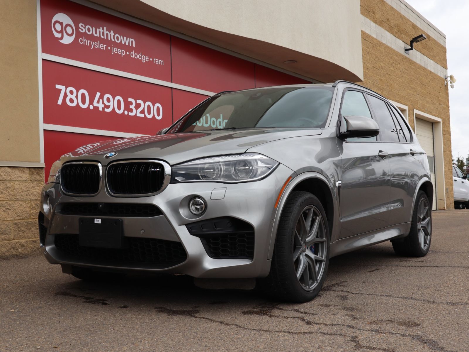 2016 BMW X5 M X5M IN SILVER EQUIPPED WITH A 567HP 4.4L TWIN TURB