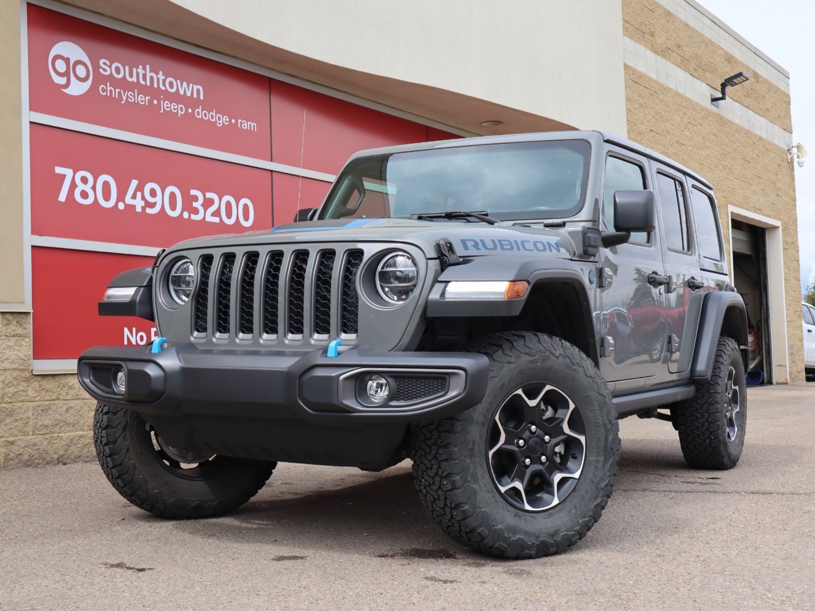 2021 Jeep Wrangler 4xe UNLIMITED RUBICON 4XE IN STING GREY EQUIPPED WITH 