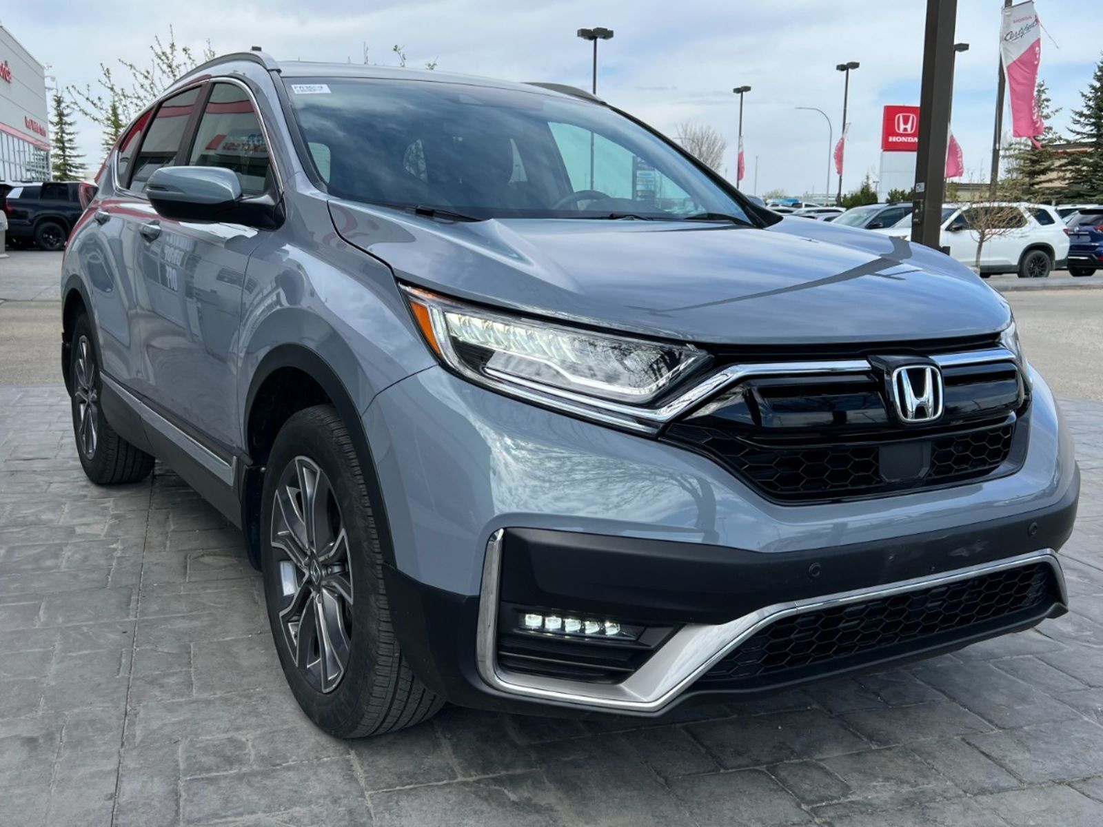 2021 Honda CR-V Touring: No Accidents, Leather, Sunroof, 2 Sets of