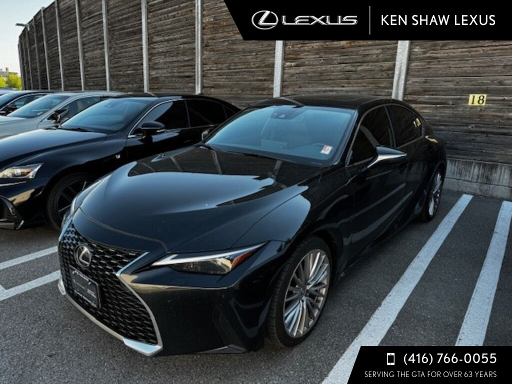 2021 Lexus IS 300 ** Luxury with Navigation ** Lexus Certified **