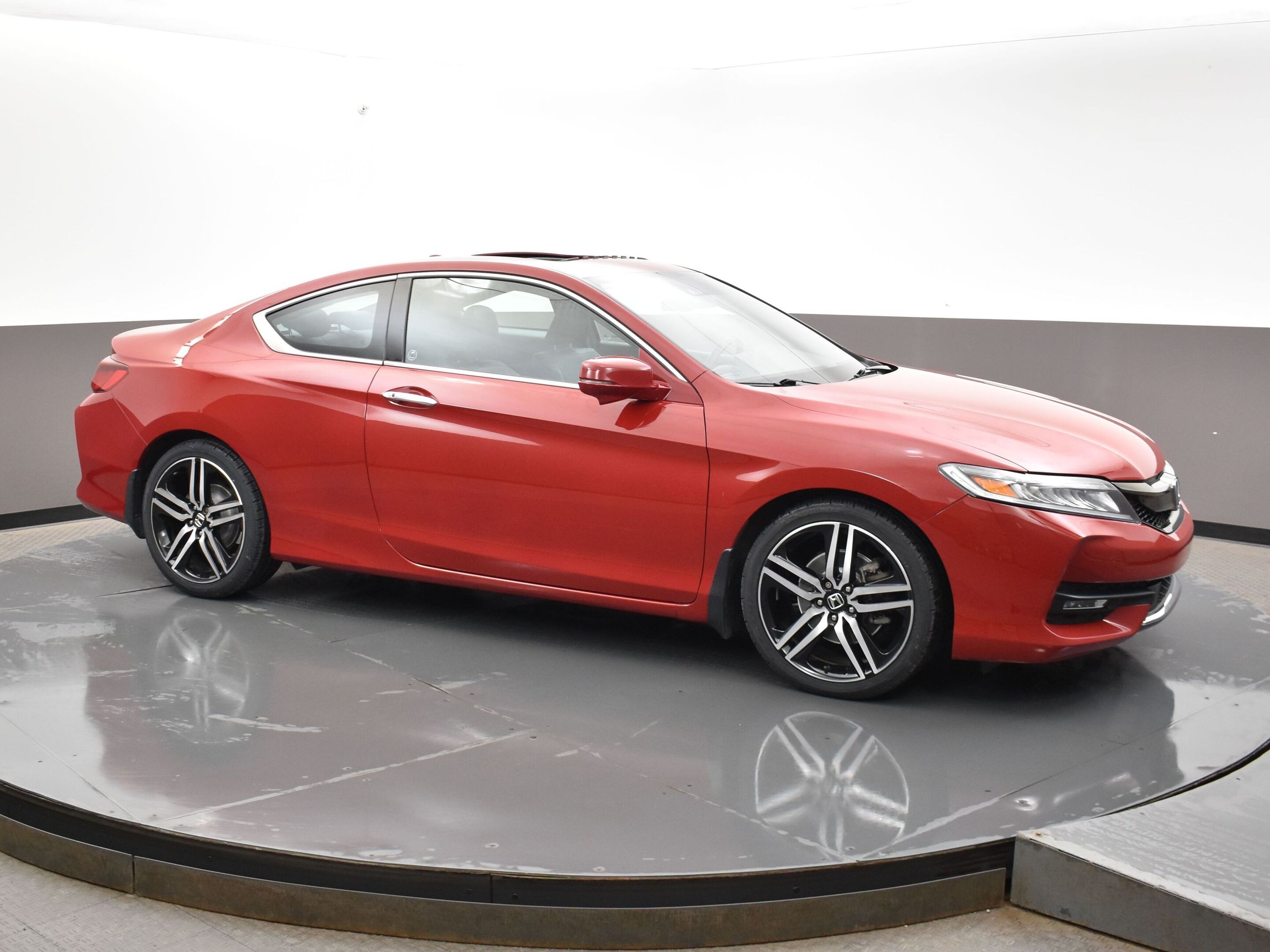 2017 Honda Accord COUPE TOURING LEATHER, MOONROOF, NAVIGATION, ADAPT