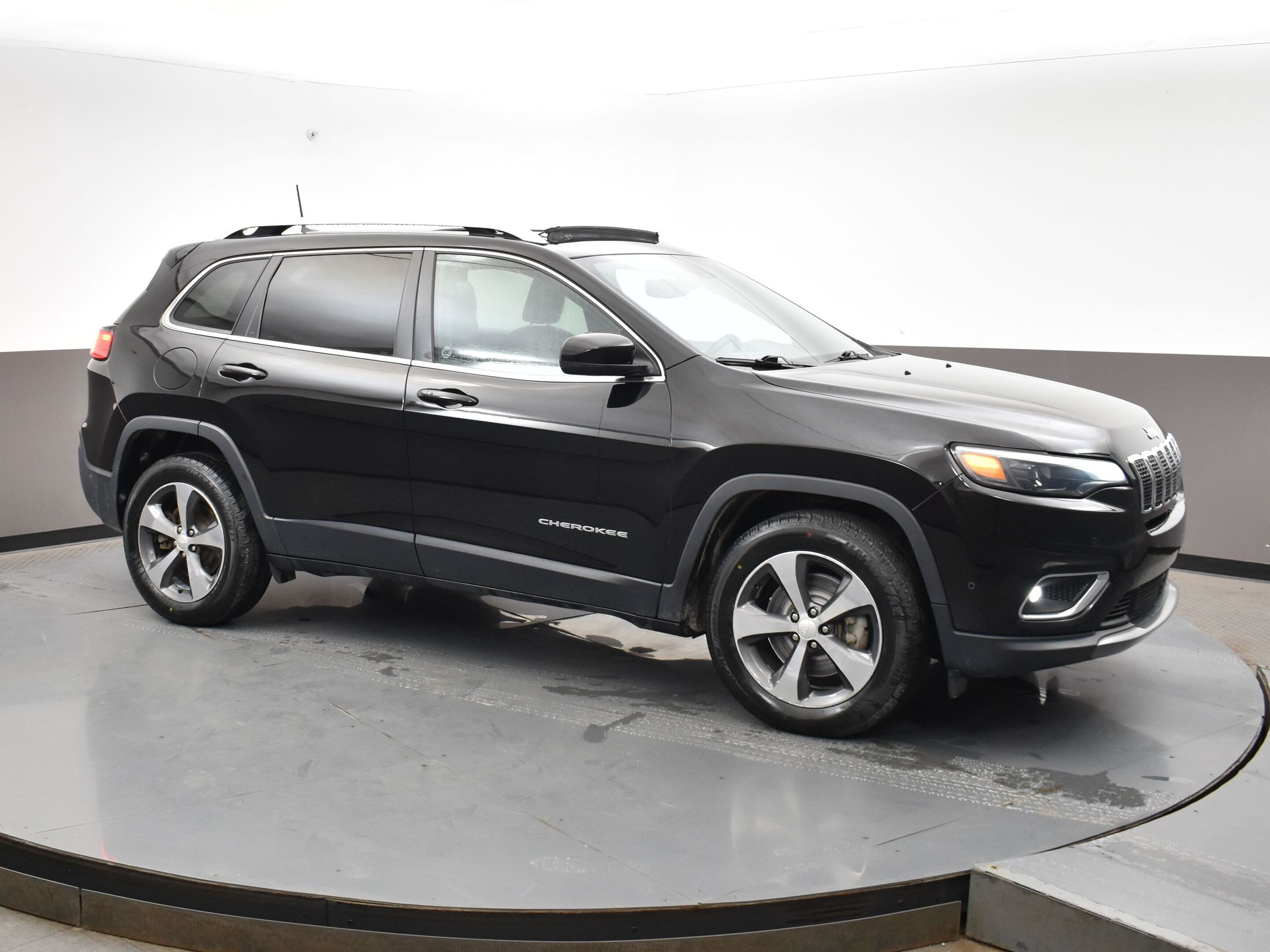 2019 Jeep Cherokee LIMITED 4X4 PANORAMIC ROOF, LEATHER INTERIOR