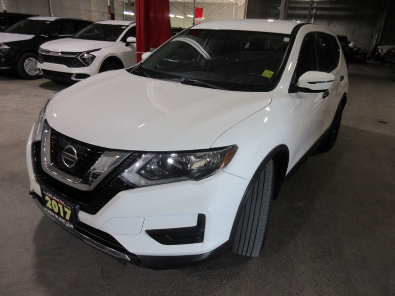 2017 Nissan Rogue FWD 4dr S