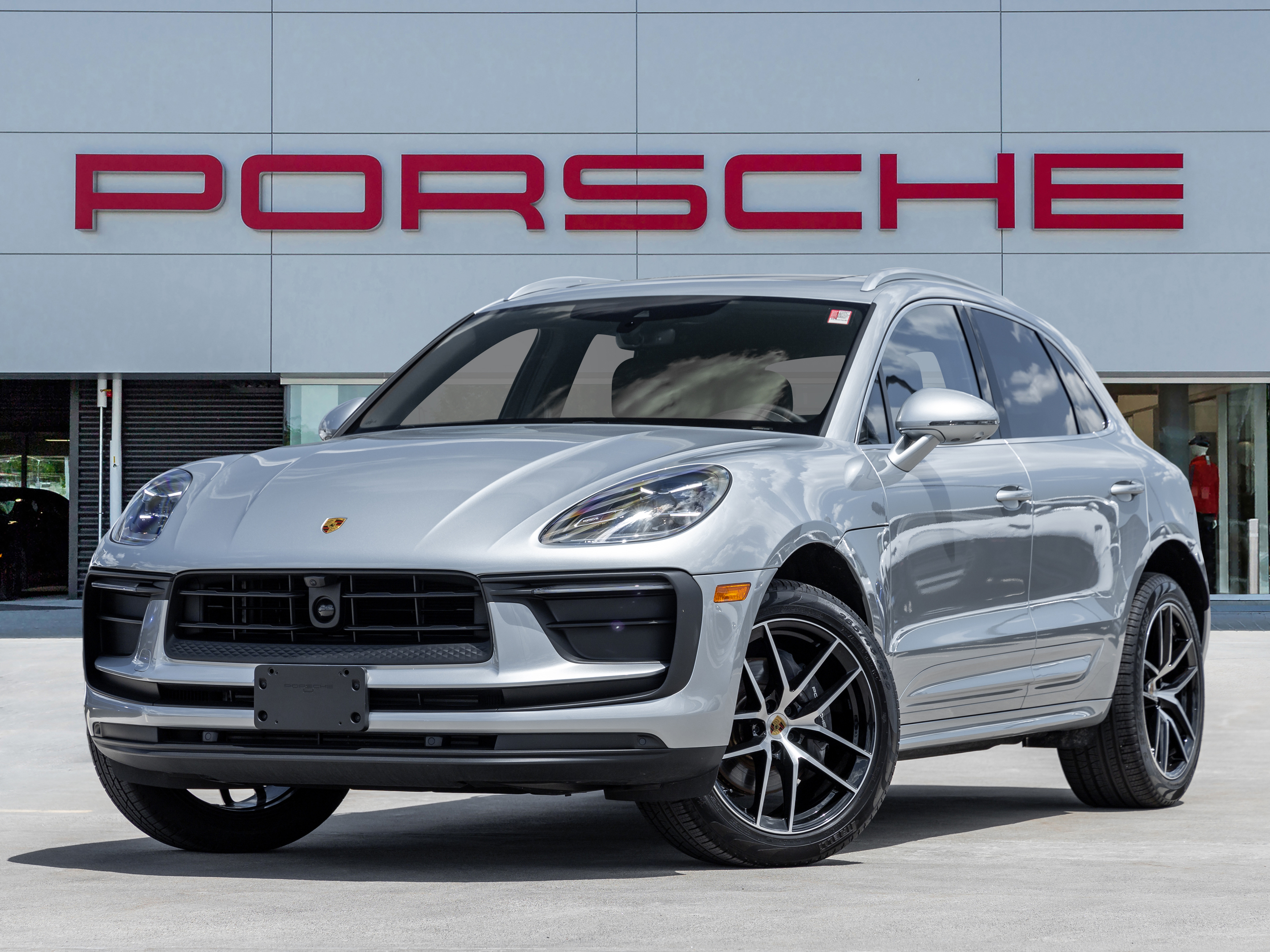 2023 Porsche Macan Winter Tire Package & Extended Warranty Included