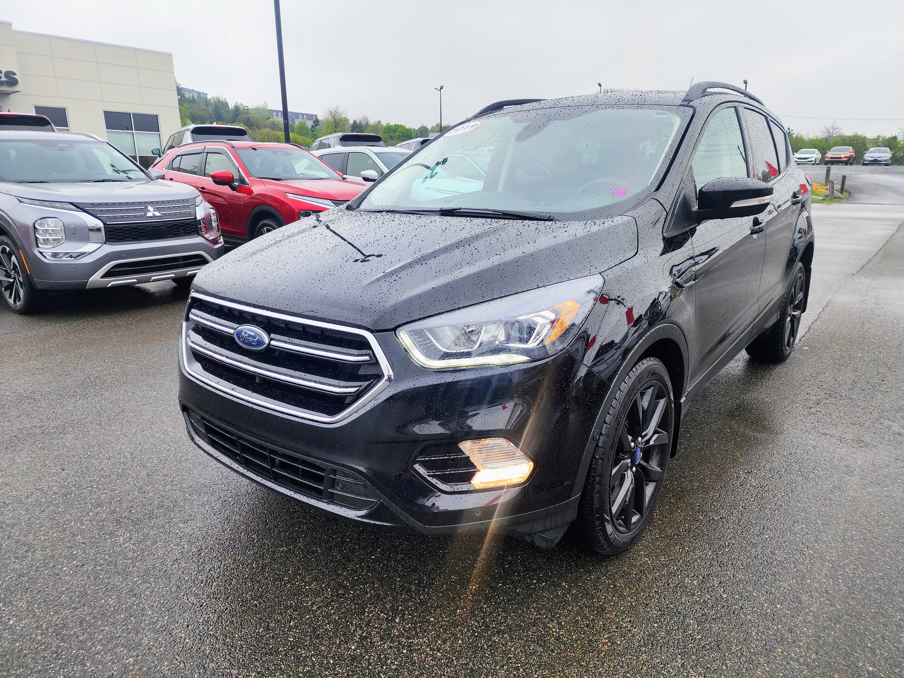 2019 Ford Escape Titanium | 4WD | Leather