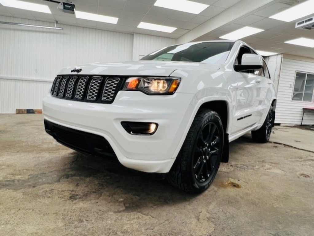 2020 Jeep Grand Cherokee ALTITUDE GARANTIE 12m*CUIR*TOIT*GPS*BLUETOOTH*CAME