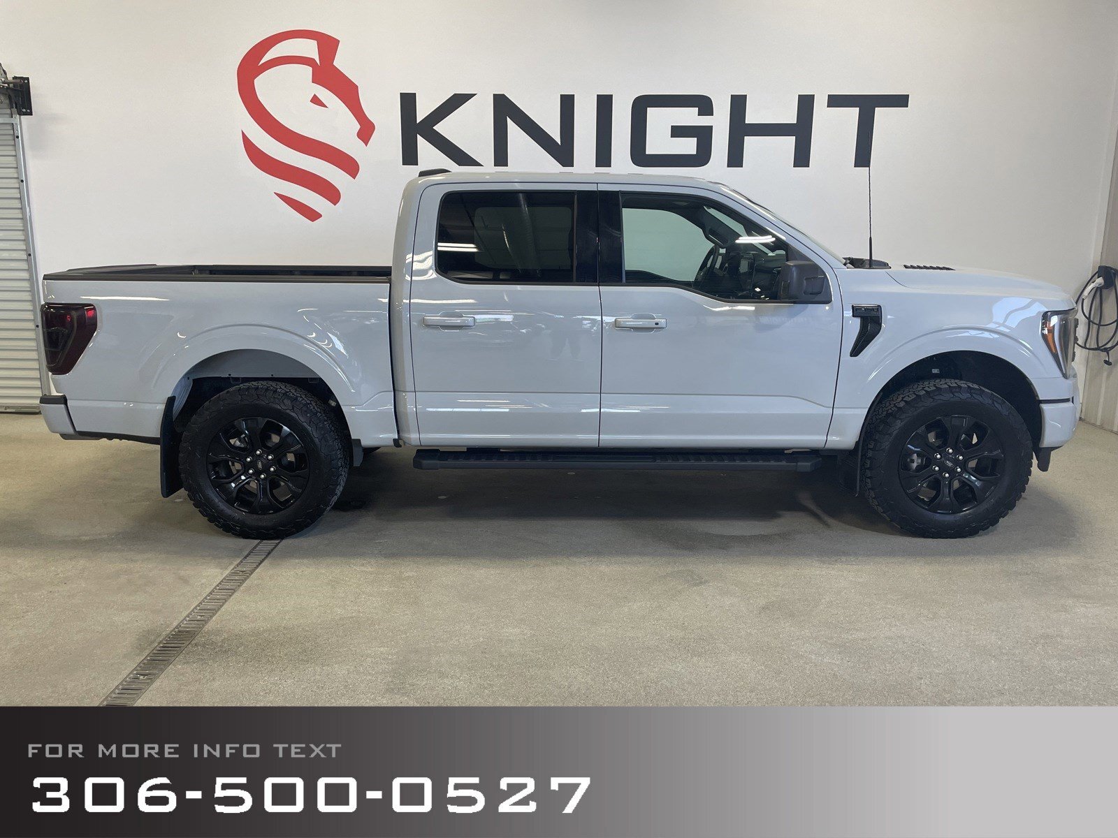 2023 Ford F-150 XLT Sport w/Black Appearance and Black Pack Leathe